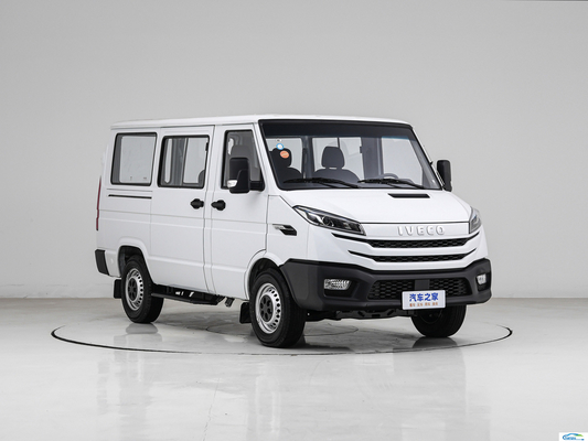 MPV à écran tactile multifonctionnel pour le transport de passagers et de marchandises Iveco Diesel