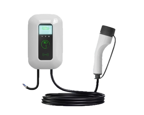 Courant de sortie CA 7KW 220v CCS/type 2 Station de recharge européenne standard montée sur le mur