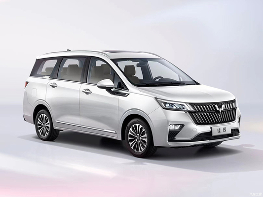 Voiture électrique électrique de tourisme La combinaison parfaite de confort et d'efficacité