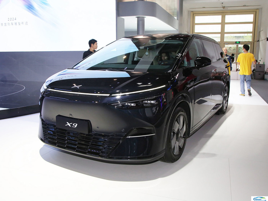 Xpeng Xiaopeng X9 MPV Véhicule à énergie Automobile électrique pour les clients de détail