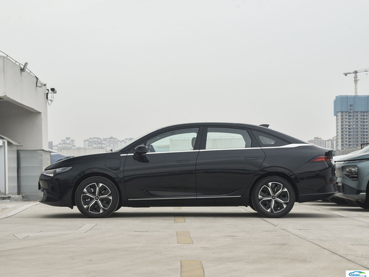 Améliorez votre flotte avec les offres de véhicules électriques Xiaopeng Xpeng P5