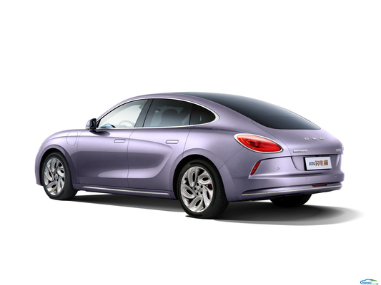 2024 Ora Lightning Cat Ride-On EV Voiture de tourisme pour femmes 555km Range Véhicule énergétique