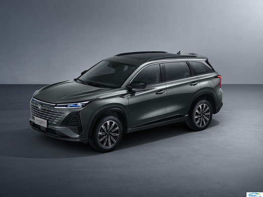 2024 Changan CS75plus 1.5T SUV Alliage d'aluminium Roof Rack Benzine Carburant de passagers