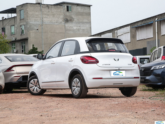 2024 Wuling Bingo 203km Ease Ride-On Electric EV Voiture de tourisme pour véhicule énergétique