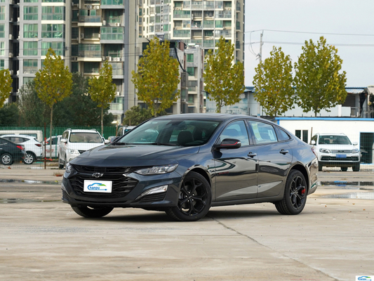 2023 Chevrolet Malibu XL voiture à essence avec système de divertissement automobile et véhicule énergétique