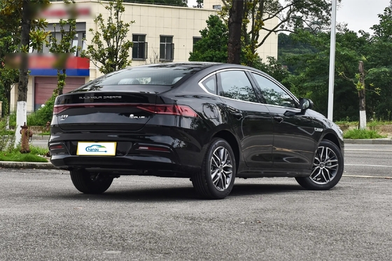 Vitesse maximale de 185 km/h BYD Qin Plus Dm-2024 Dm-I Glory Version 55 km au-delà de la berline PHEV