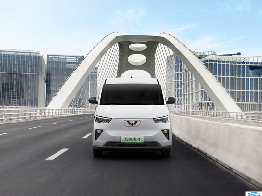 Véhicule utilitaire énergétique 2024 Wulingyangguang EV Automobile 230km Autonomie