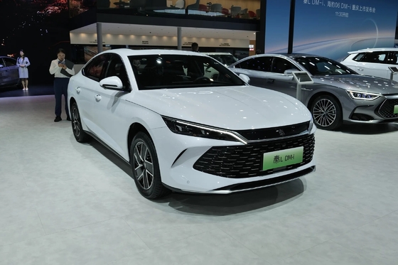 BYD Clean Energy Hybrid Qin L Dm-I-2024 Sedan Une voiture Phev de taille moyenne avec système de moteur double