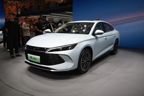 Découvrez la berline PHEV de Byd La combinaison parfaite d'efficacité énergétique et de performance