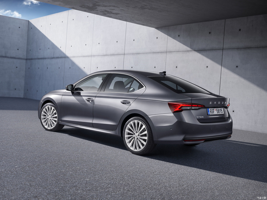2024 Skoda Octavia Pro TSI280 1.5L Limousine à essence avec ESC et régulation de vitesse normale