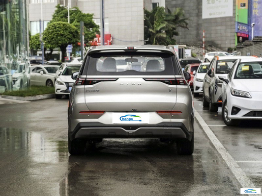 Véhicule utilitaire 5 portes et 5 places Y-2024 Plus 310 SUV électrique pour Aion et l'efficacité