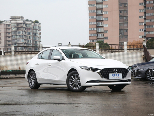 2023 Mazda 3 Axela 1.5L édition manuelle SUV essence berline avec phares LED par chinois