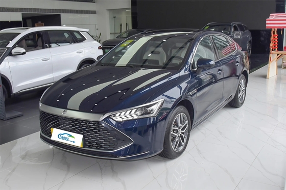 La puissante Qin Plus Dm-2024 Dm-I Honor version PHEV Sedan de BYD avec technologie hybride