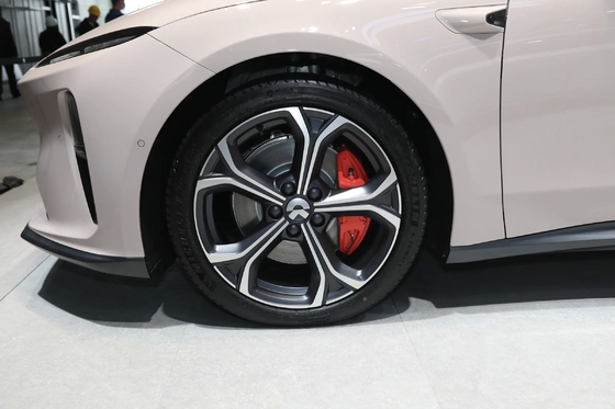 100Kwh Quatre portes Porte pivotante Nio Et5-2024 Voiture de course à cinq places Véhicules électriques