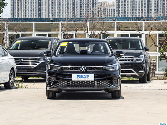 Vitre avant électrique 2023 Volkswagen LAVIDA Berline Véhicule à essence avec écran tactile