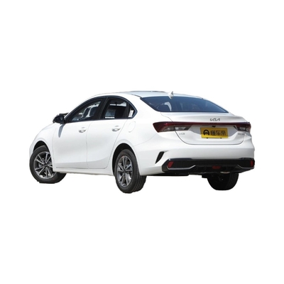2024 Yueda Kia Spottage 1.5T 2.0T Limousine à essence ESC Automobile à essence pour Hyundai