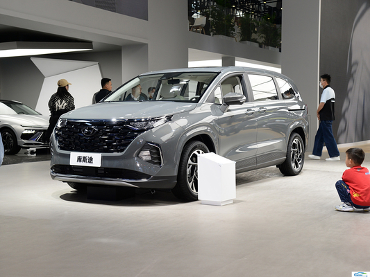 Hyundai CUSTO 1.5T 2.0T GDI MPV multi-fonctions SUV à essence Euro VI pour voitures particulières
