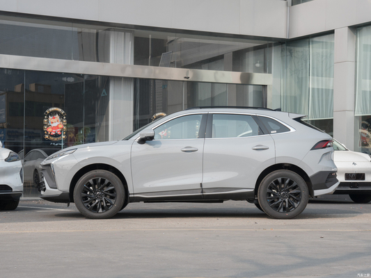 Fabriqué par Dongfeng Forthing T5 Evo 2024 SUV de luxe 1.5T à essence Multi-link Suspension arrière