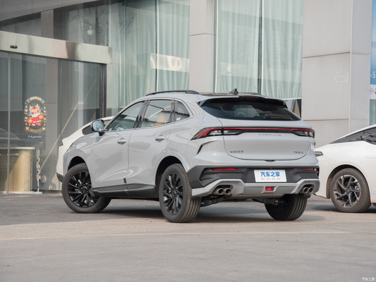 Fabriqué par Dongfeng Forthing T5 Evo 2024 SUV de luxe 1.5T à essence Multi-link Suspension arrière