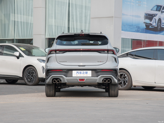 Fabriqué par Dongfeng Forthing T5 Evo 2024 SUV de luxe 1.5T à essence Multi-link Suspension arrière