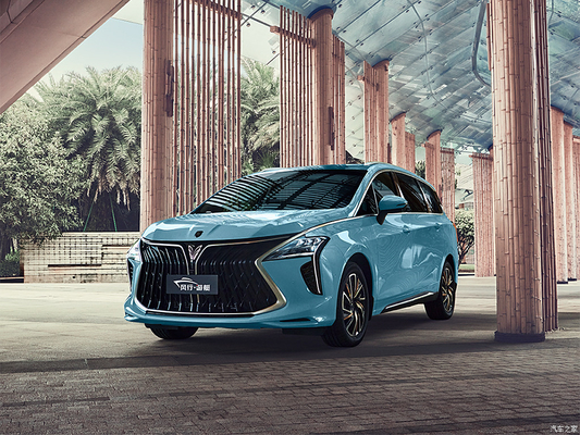 2024 Dongfeng Fengxing Forthing Yacht de jeunesse 1.5T 7 vitesses 197 HP L4 Moyen MPV Automobile à essence