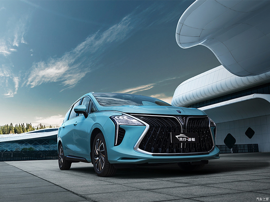 2024 Dongfeng Fengxing Forthing Yacht de jeunesse 1.5T 7 vitesses 197 HP L4 Moyen MPV Automobile à essence