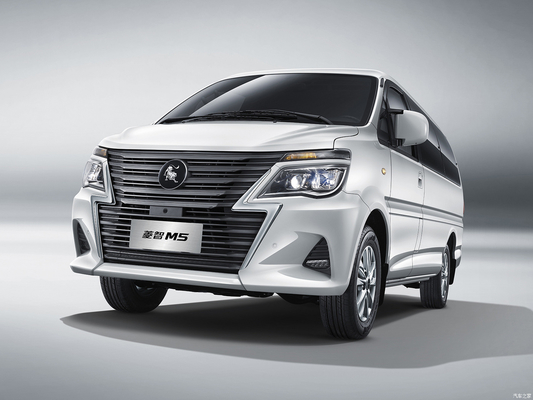 2023 Dongfeng Forthing Lingzhi 5 sièges MPV moyen Automobile à essence Couleur intérieure foncée
