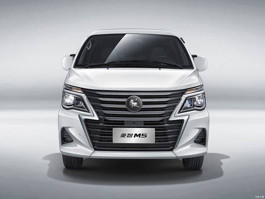 2023 Dongfeng Forthing Lingzhi 5 sièges MPV moyen Automobile à essence Couleur intérieure foncée