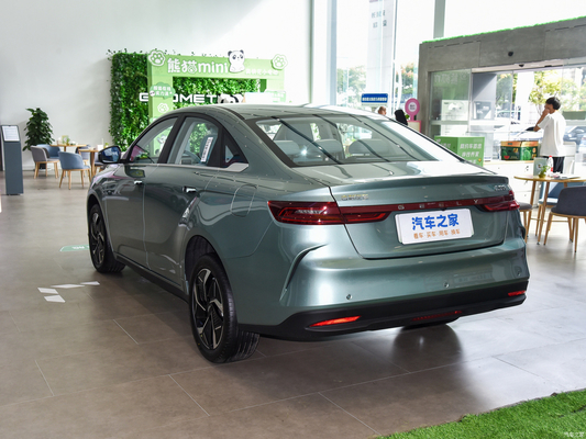 2024 Geely G6 Géométrie 410KM 520KM 5 sièges EV Sedan Véhicule électrique à énergie chinoise