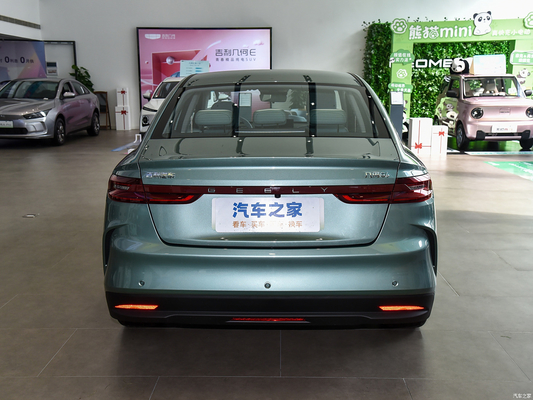 2024 Geely G6 Géométrie 410KM 520KM 5 sièges EV Sedan Véhicule électrique à énergie chinoise