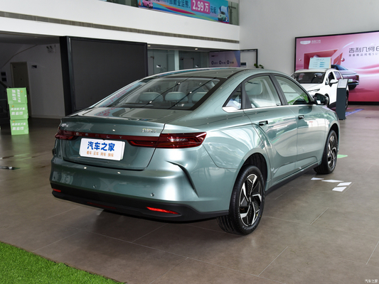 2024 Geely G6 Géométrie 410KM 520KM 5 sièges EV Sedan Véhicule électrique à énergie chinoise