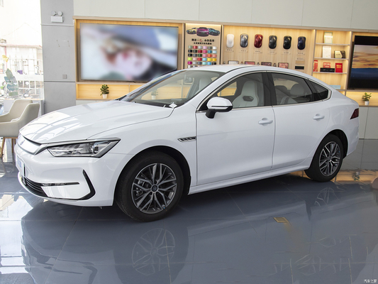 Révolutionnez votre expérience de conduite avec les 2024 BYD Qin Plus EV et DM-i Hybrid Sedan