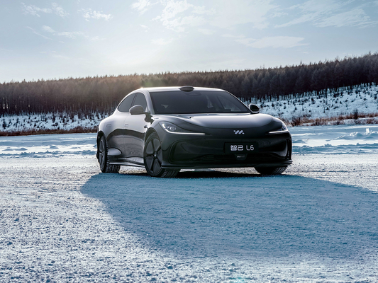 650KM-780KM Range 4WD SUV électrique voiture avec boîte de vitesses automatique ZHIJI L6 Véhicule énergétique