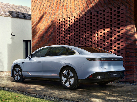Voyah Lantu poursuit la lumière ZHUIGUANG EV PHEV berline 730km portée électrique hybride rechargeable