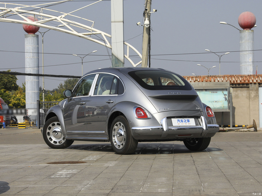 Découvrez l'avenir de la conduite du Ballet Cat Mini EV 5 portes 5 sièges Hatchback pour femmes