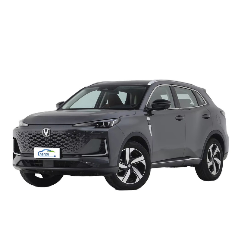 Changan CS55PLUS 2024 1.5T DCT Benzine Passager Voyage sur voiture LED détaillant 4515x1865x1680