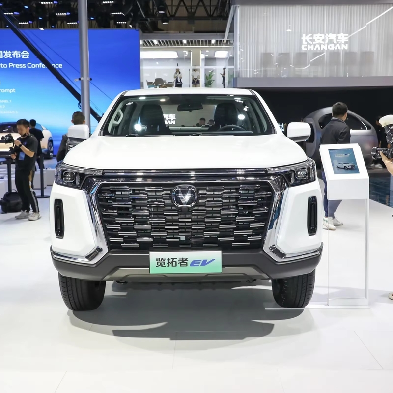 Changan Lantuozhe Mini Pickup EV Le véhicule électrique électrique de 405 km pour les véhicules à énergie