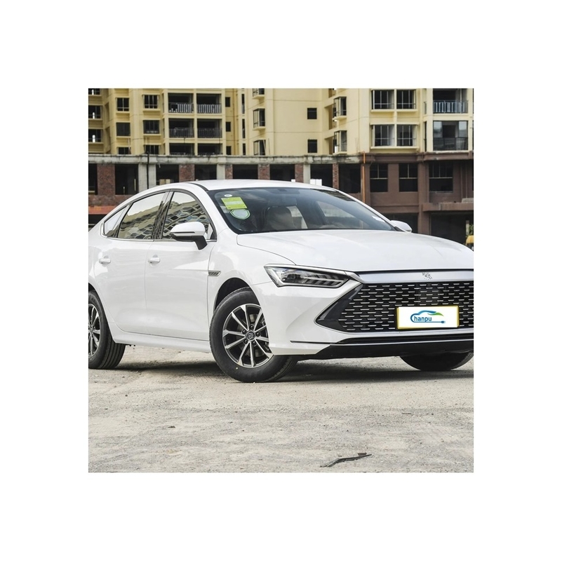 BYD Electric Qin Plus Dm-2024 Dm-I Honor Version 55Km Compact PHEV Voiture avec porte pivotante