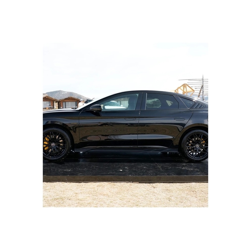 Type énergétique PHEV Han Dm-2024 Dm-P Version Ares Voiture spacieuse de taille moyenne-grande pour Byd